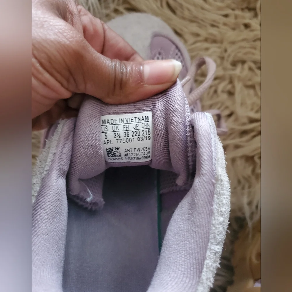 AdidasYEEZY 500 'SOFT VISION - Picture 5 of 5